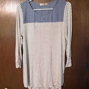 Maternity shirt